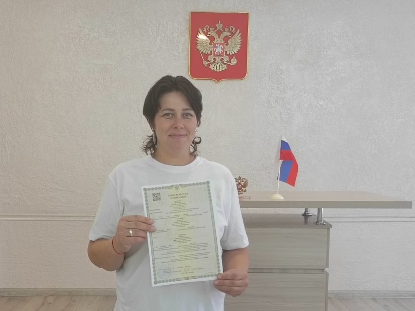 Рекордсмены семейного счастья: одиннадцатый малыш родился в семье из Красного Чикой